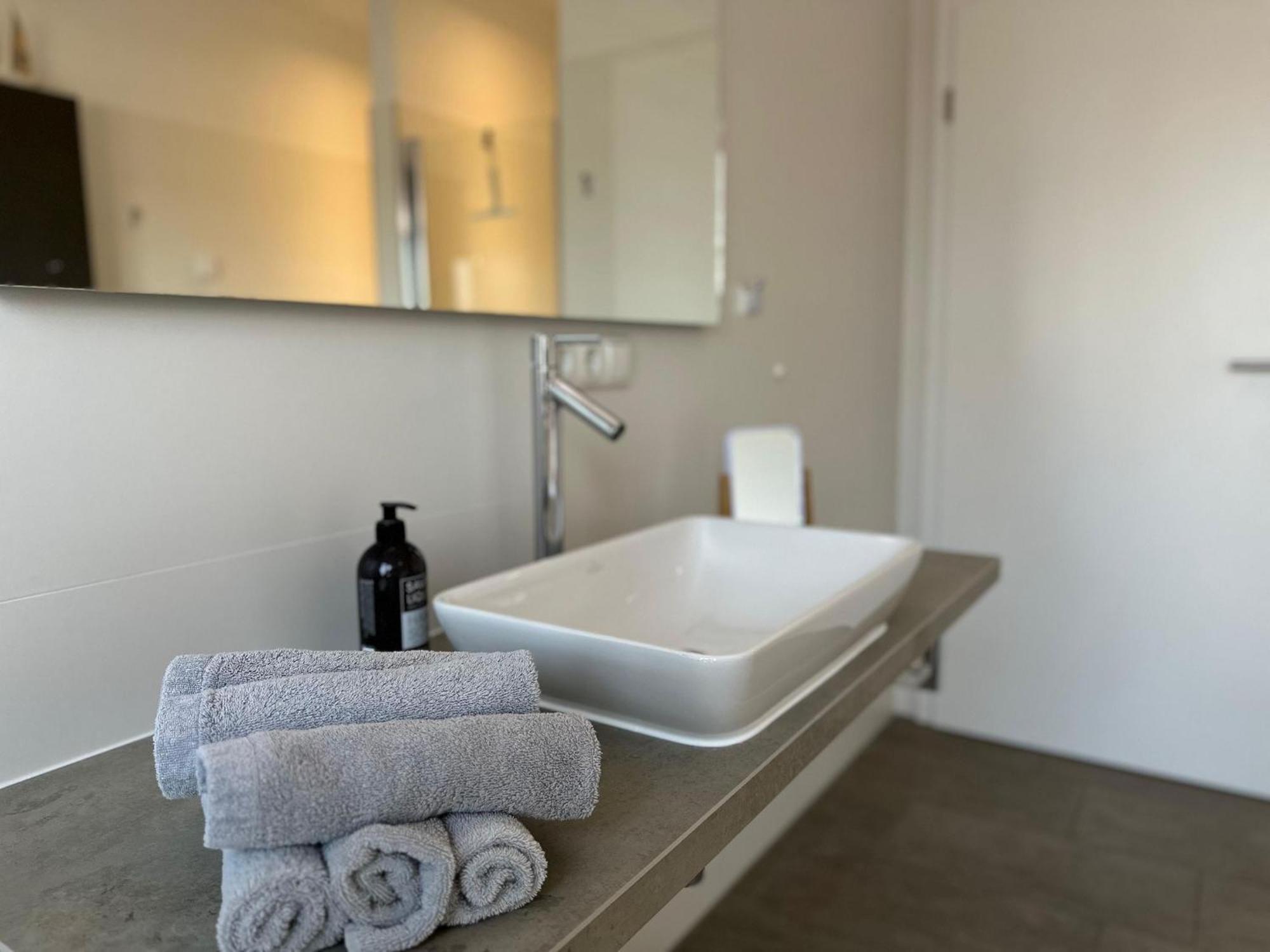 Ferienwohnung Backbord Im Quartier Sellin Ngoại thất bức ảnh